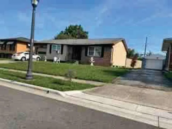3176 Chelford Dr, Columbus, OH 43219