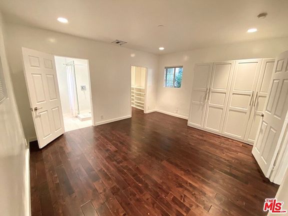 4th image of 212 S Lasky Dr APT 10