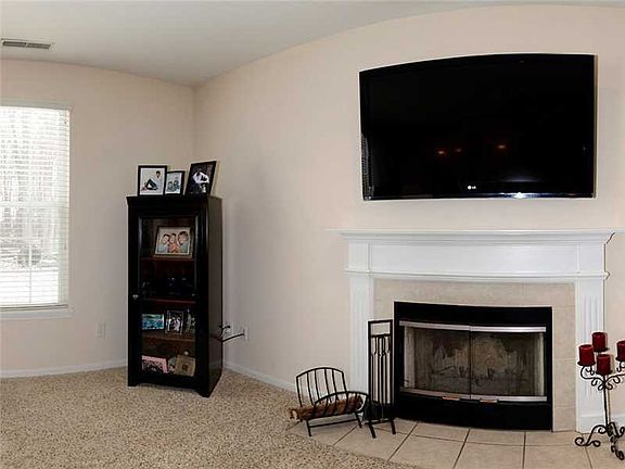 3rd image of 11211 Catalina Dr