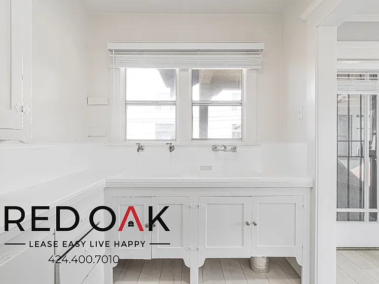 1117-1123 E Appleton St #1121-1/2 — Photo 7