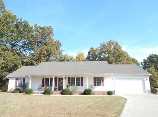 321 N Whitney Ln, Marion, IL 62959