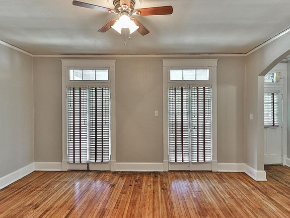 3rd image of 5956 McPherson Ave Fl 1ST