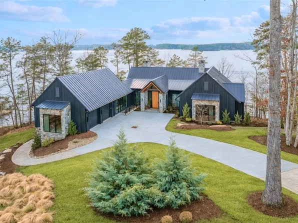 125 Waterfern Ct, Six Mile, SC 29682