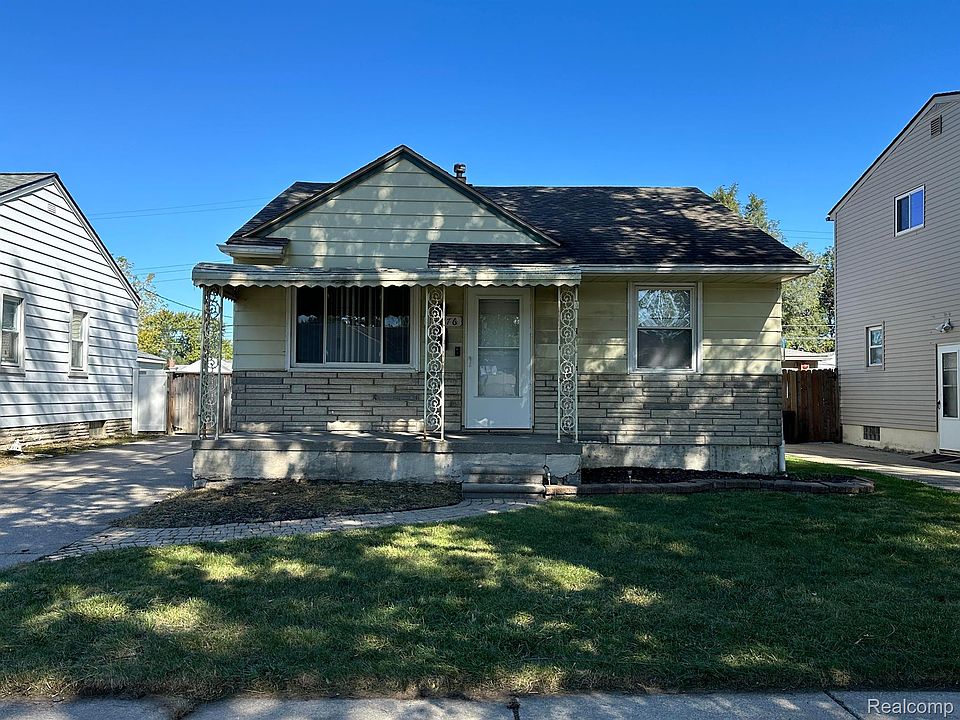 1st image of 13676 Oakdale St