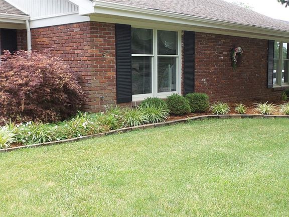 2nd image of 210 Blueridge Dr