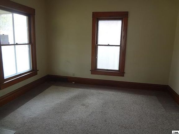 2nd image of 617 Washington St