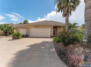 39 Torrey Pines Rd, Pt Isabel, TX 78578