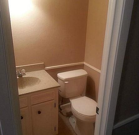 4th image of 1018 Roanoke Dr