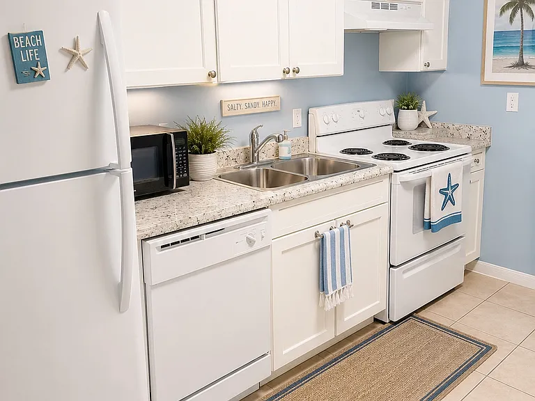 750 Haven Pl — Photo 3
