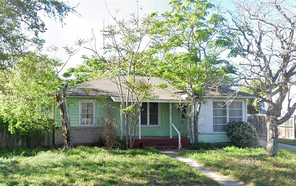 1st image of 842 Rosedale Dr