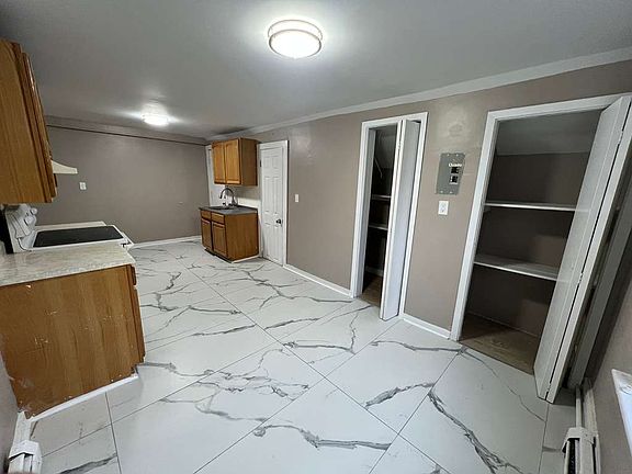 2nd image of 426 River St Floor 3