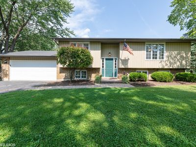 2922 Kama Ave, McHenry, IL, 60050