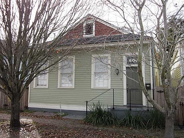 1st image of 604 General Taylor St