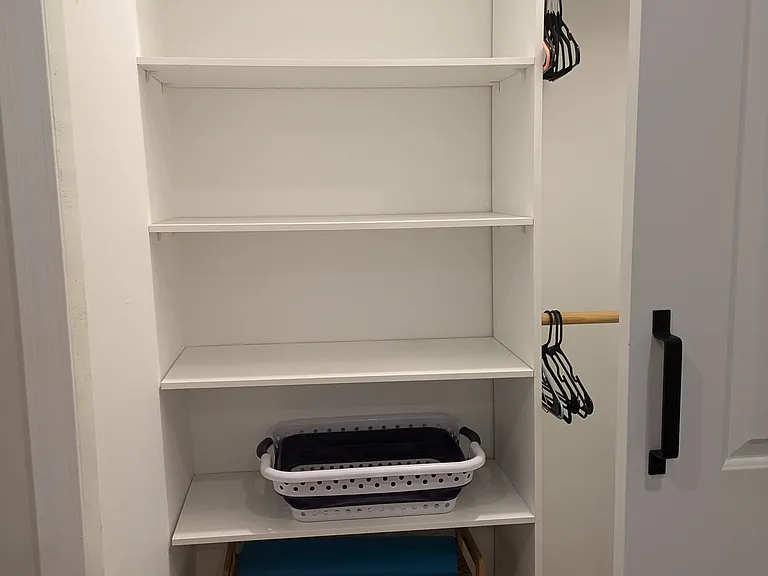 walk-in closet