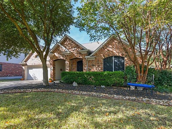 2nd image of 1201 Boerne Dr