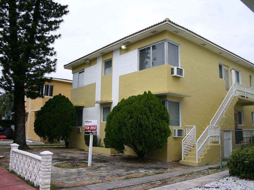 1st image of 955 Bay Dr APT 7