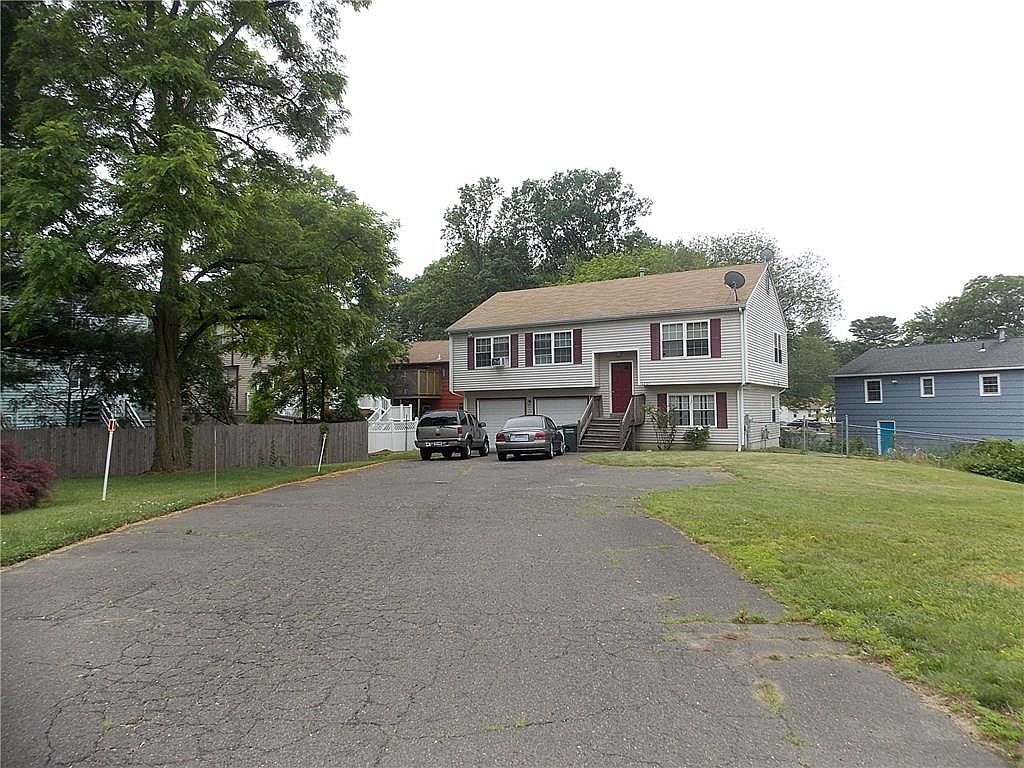 1207 Chopsey Hill Rd, Bridgeport, CT 06606 Zillow