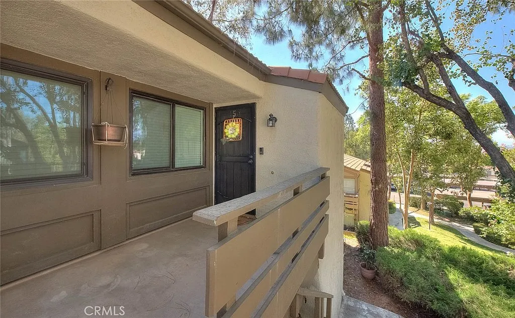 1 bed, 700 sqft, $1,280 — Photo 3