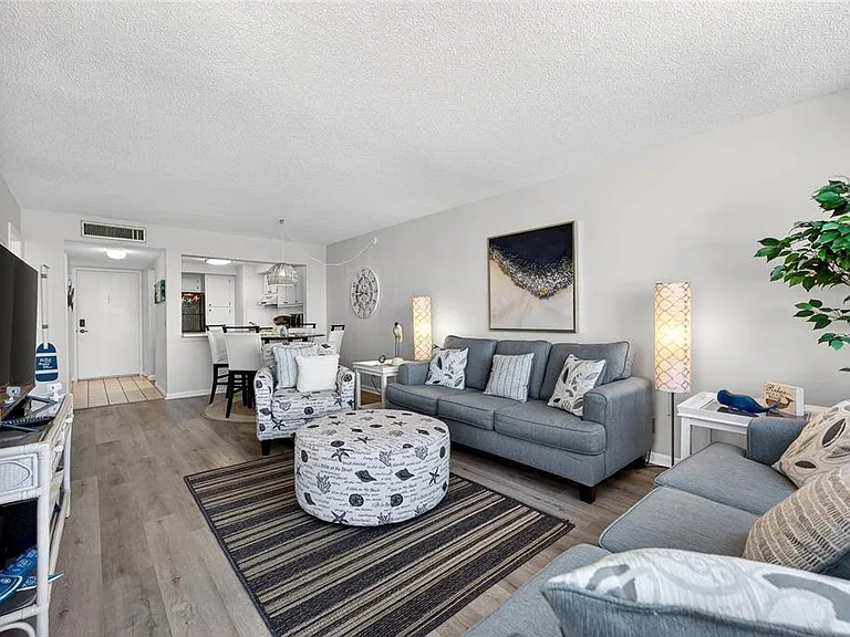 6218 Palma Del Mar Blvd S #405 — Photo 17