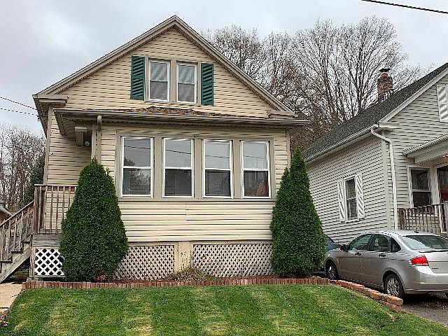 2nd image of 48 Van Dyke Rd