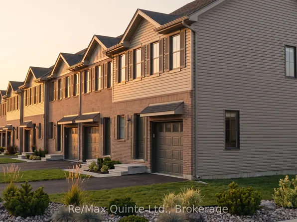 92 Hineman St, Prince Edward County, ON K0K 2T0