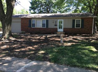 507 SW 1st Street Ter, Lees Summit, MO 64063