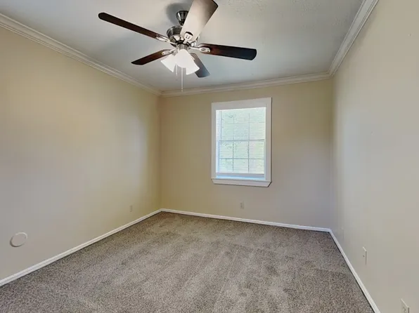 811 Misty Lea Ln, Houston, TX 77090