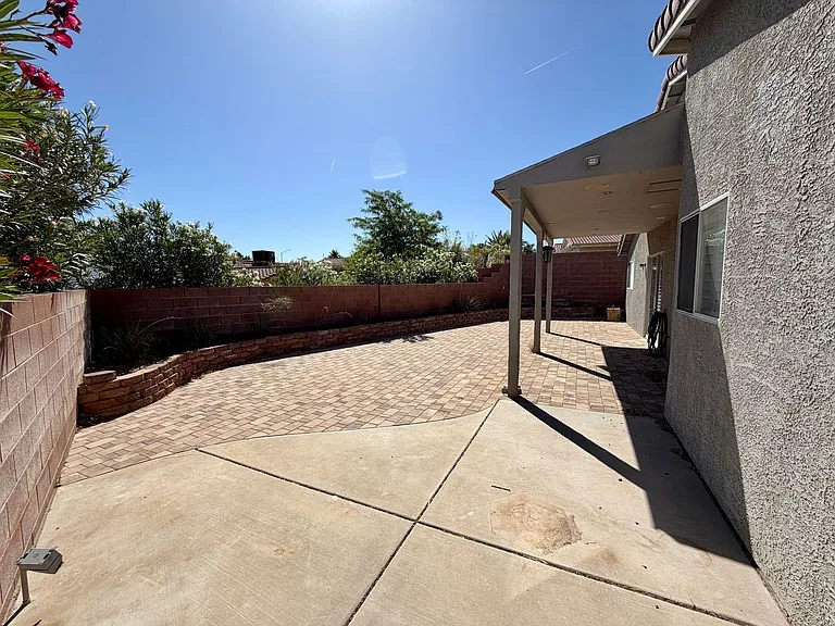 124 Lemongold St — Photo 18