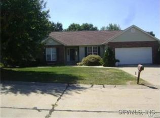 309 Southridge Dr, O Fallon, IL 62269