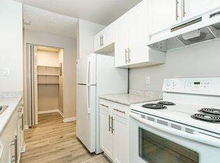 10345 118th St NW #1614, Edmonton, AB