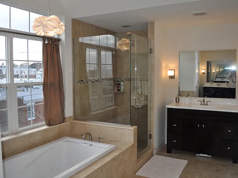 2545 E Dauphin St #1 — Photo 15