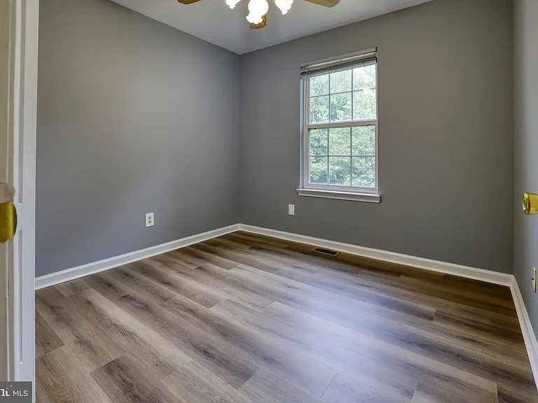 30 Flaxleaf Ct — Photo 16