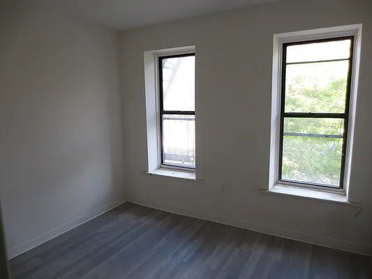 Rented by Rani Dishi, LREB | media 21