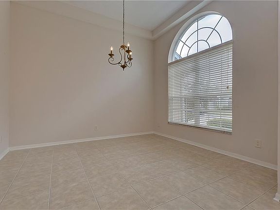 5th image of 2529 Yukon Cliff Dr