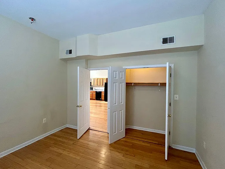 Apartments in Reservoir Hill, Baltimore, MD! — Photo 33