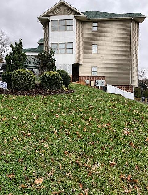 1st image of 100 Gables Pl #201