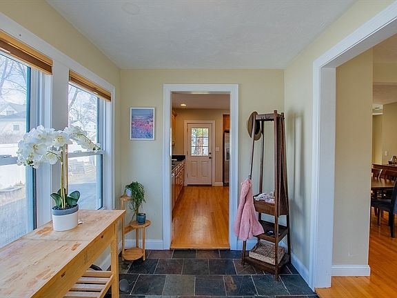 3rd image of 8 Harrison St