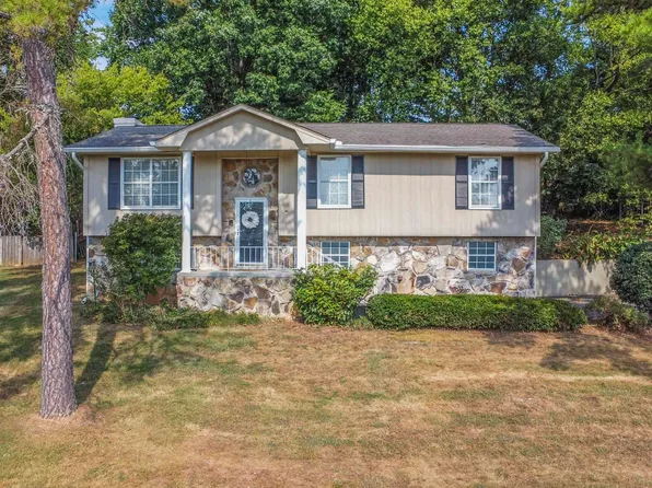11333 Clear Point Dr, Knoxville, TN 37932