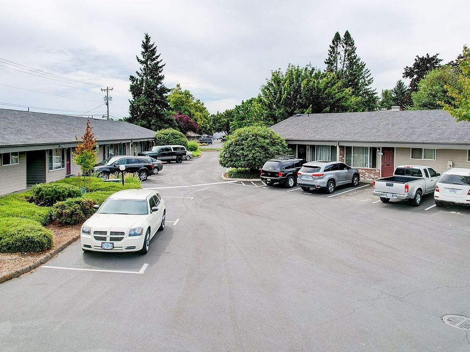 1st image of 19725 River Rd #35