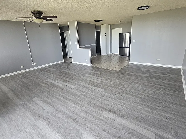 2201 S Highland Ave #4L — Photo 7