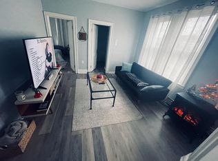 15 Grove Pl APT 4, Bayonne, NJ 07002