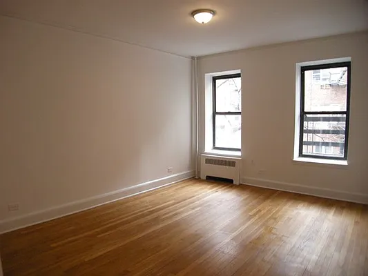 Rented by Vickers Realty | media 11