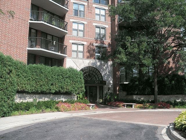 1st image of 511 Aurora Ave Unit 617