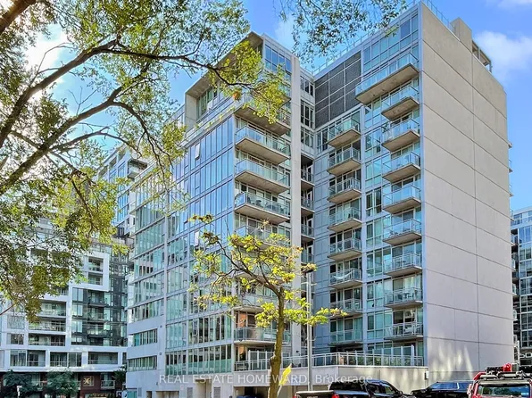 38 Niagara St #601, Toronto, ON M5V 3X1