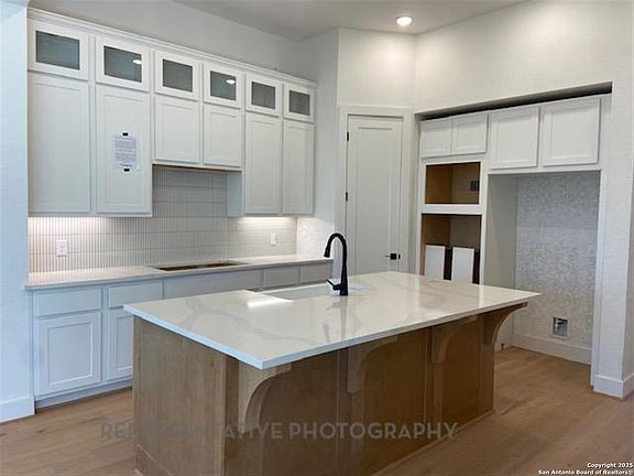 2nd image of 213 Boulder Creek
