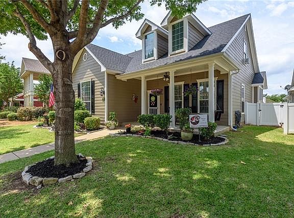 4th image of 10360 Cedar Lake Dr
