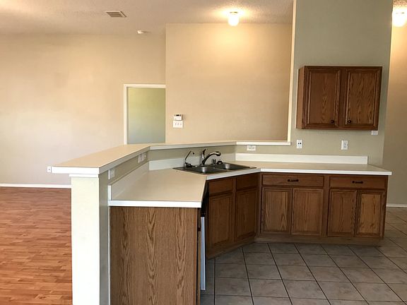 4th image of 11140 Pleasant Wood Ln