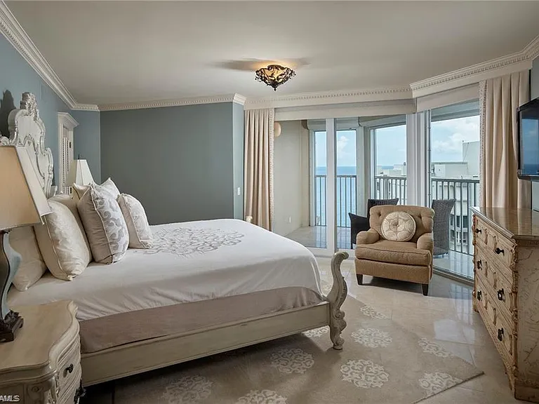 4041 Gulf Shore Blvd N #5 — Photo 10