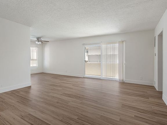 2nd image of 1324 Barry Ave APT 1