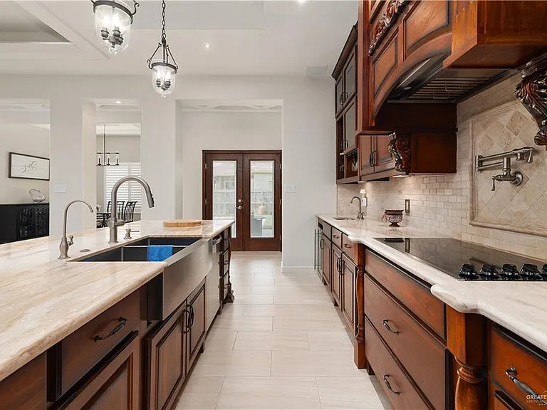 2314 Elbrus Ave — Photo 10